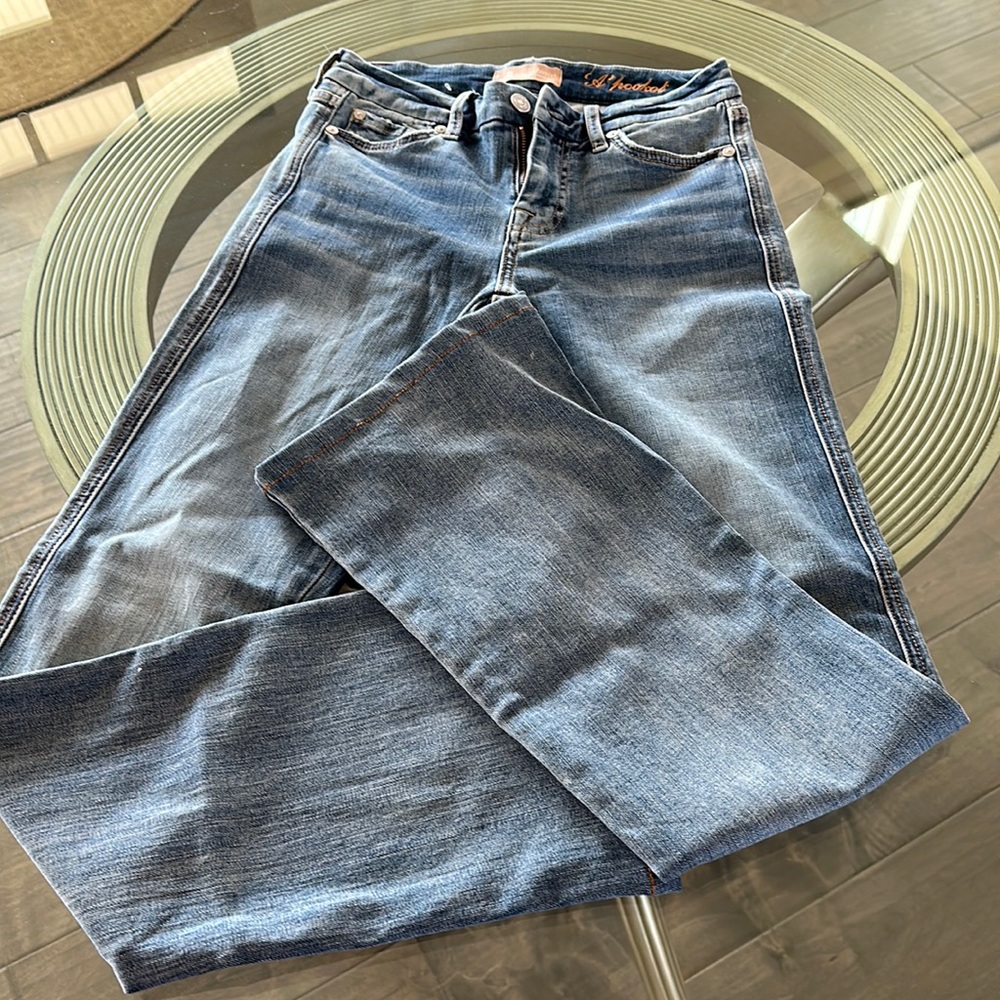 Bootleg light wash jeans